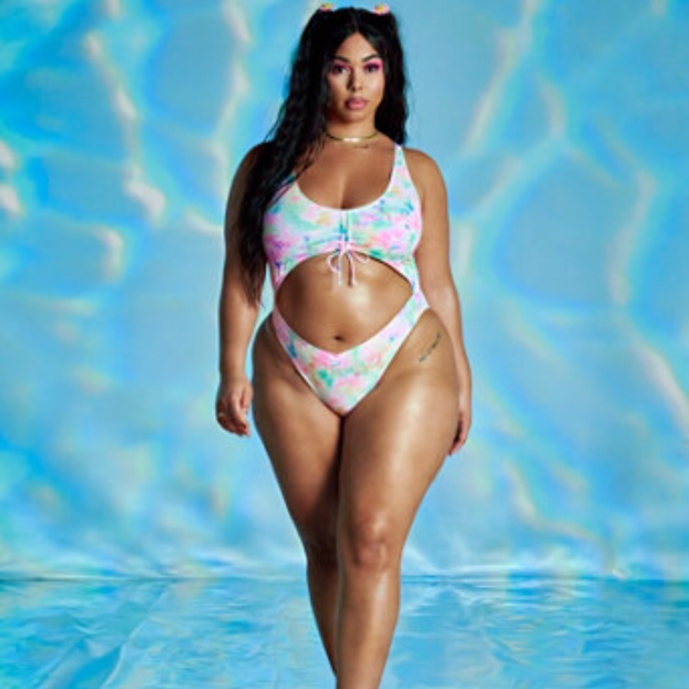 Fashion To Figure 1 Piece Ruched Monokini.